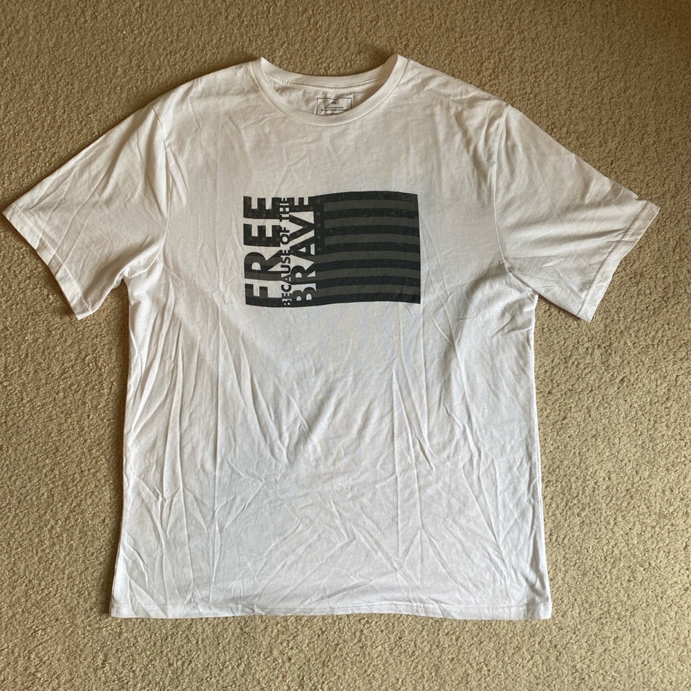 Free Because of the Brave men’s XL USA flag shirt